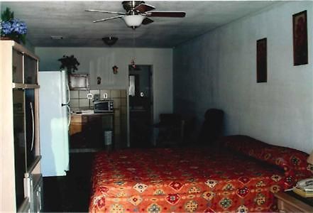 Havasu Inn & Suites Lake Havasu City Room photo
